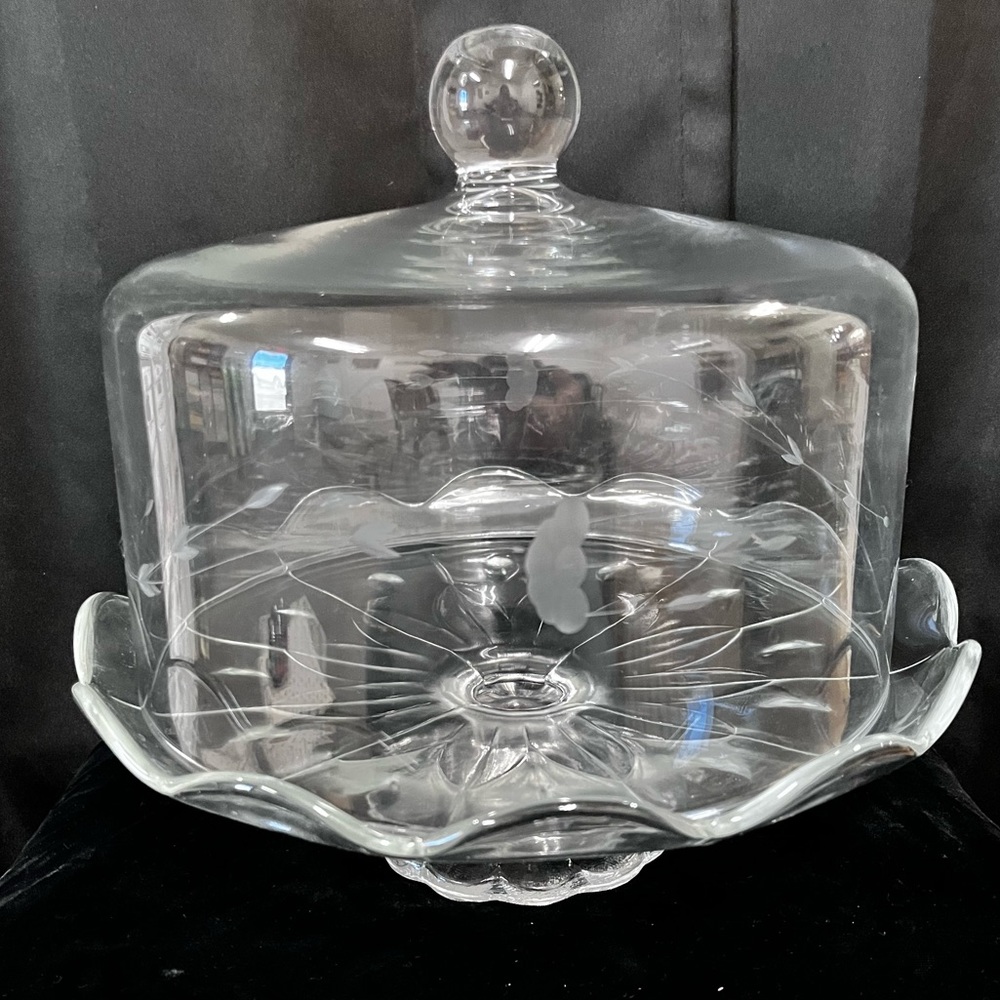 NIB VINTAGE  076 PRINCESS HOUSE HERITAGE DOMED CAKE PLATE